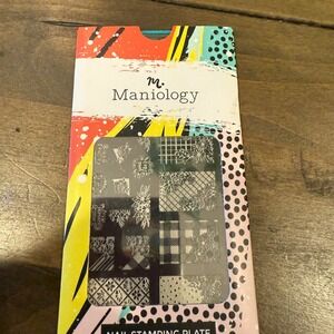 Maniology M118 Nail Stamping Plate Floral Geometric Patchwork w/ Sleeve